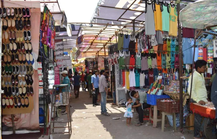 Unveiling the Charm of Fashion Street Camp Pune: A Shopper's Paradise